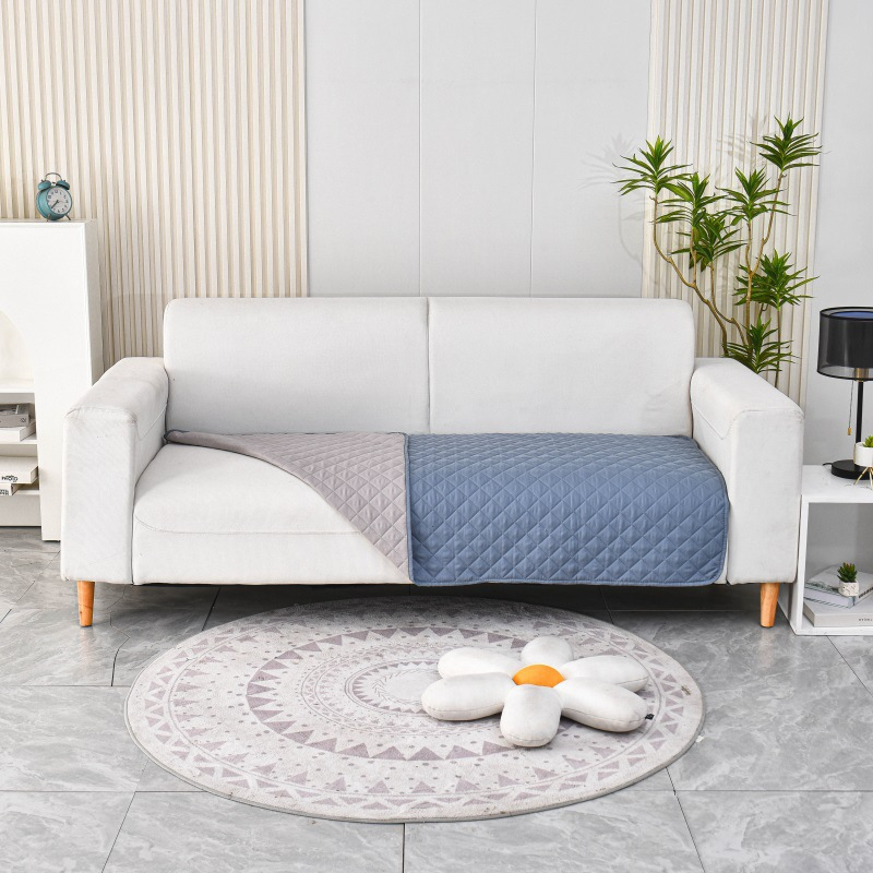 GreyMuzzle Waterproof Bed Cover — Anti-Slip, Machine-Washable Protection